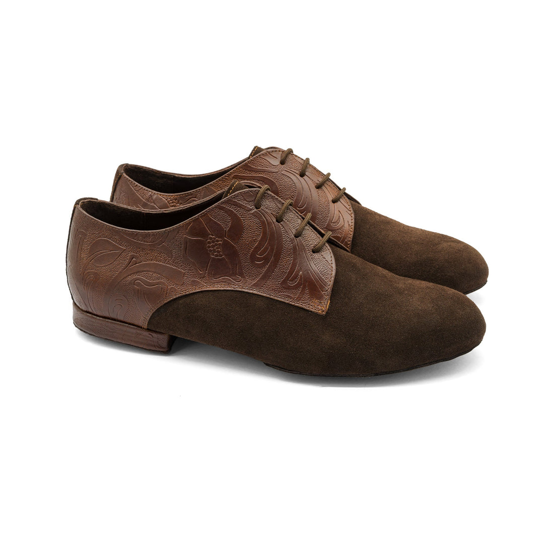 Γιατί οι γυναίκες κοιτάνε τα παπούτσια των αντρών?