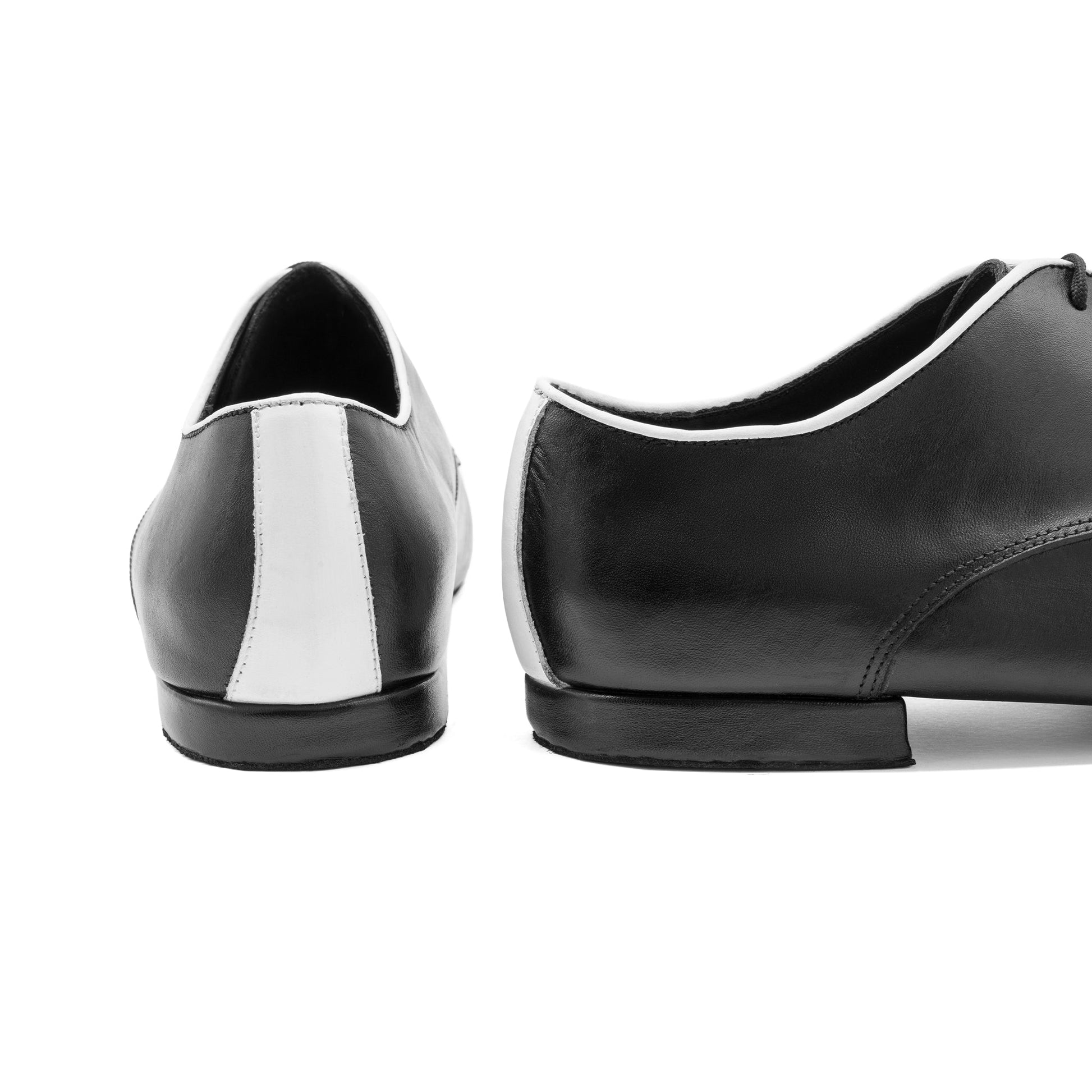 Contrast  Κομψότητα και δύναμη CatherineStella